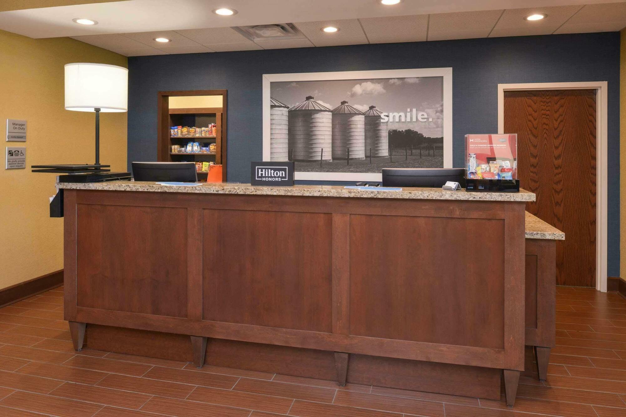 Hampton Inn & Suites By Hilton Lonoke Exteriör bild