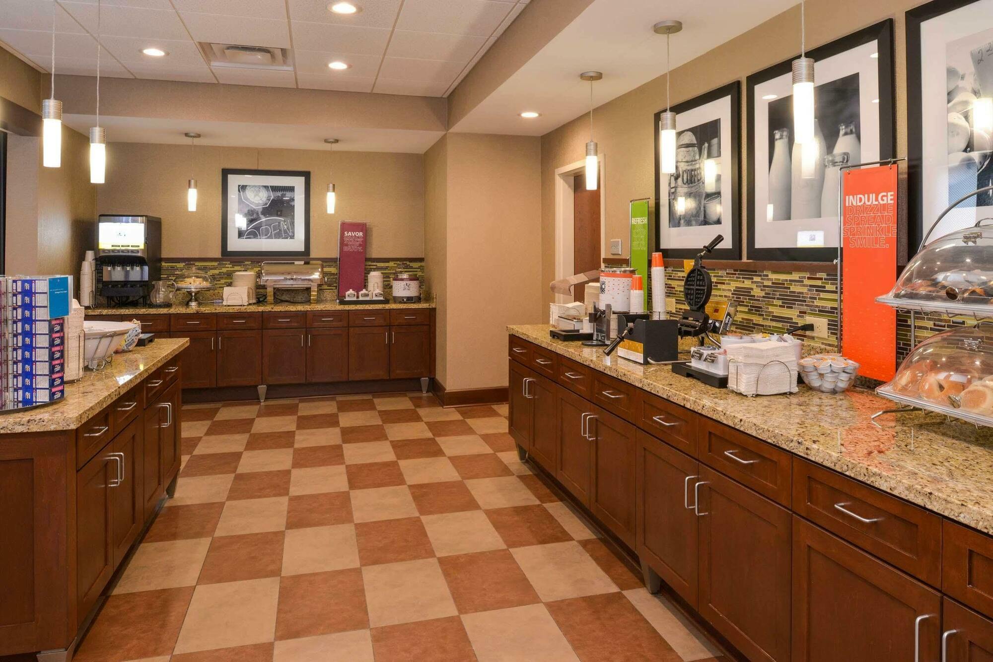 Hampton Inn & Suites By Hilton Lonoke Exteriör bild